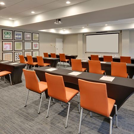 Holiday Inn Express & Suites Irving Conv Ctr - Las Colinas By Ihg Extérieur photo