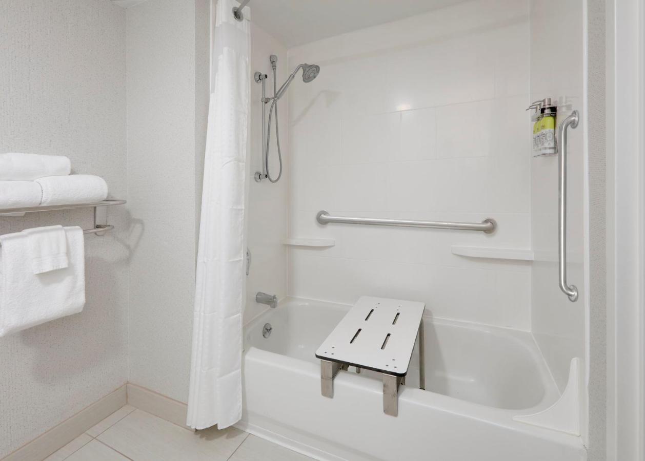 Holiday Inn Express & Suites Irving Conv Ctr - Las Colinas By Ihg Extérieur photo
