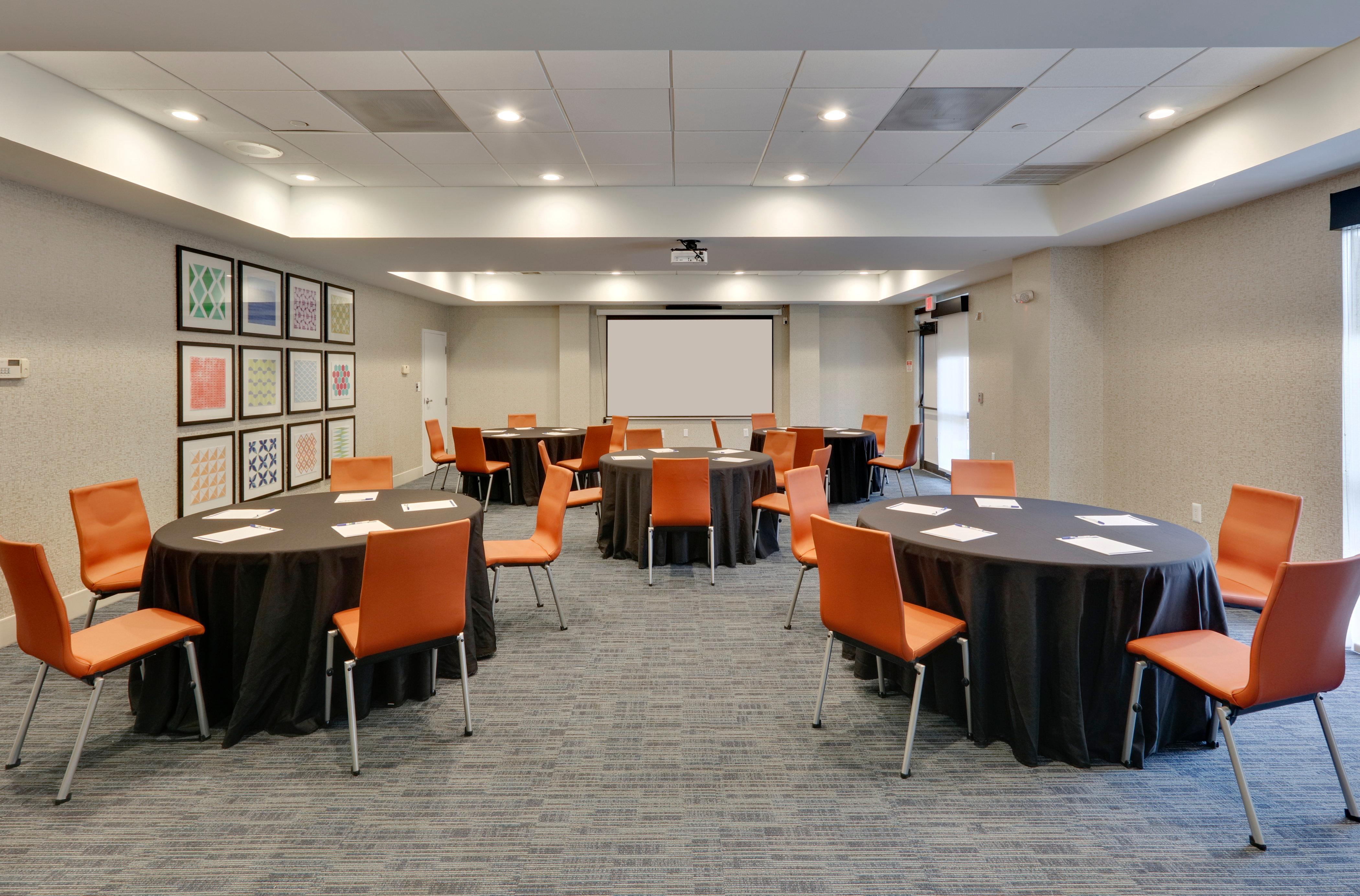 Holiday Inn Express & Suites Irving Conv Ctr - Las Colinas By Ihg Extérieur photo