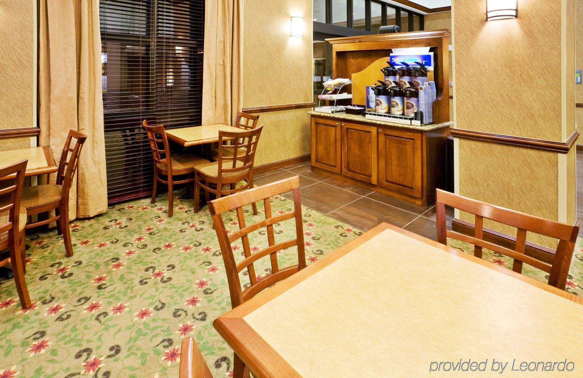 Holiday Inn Express & Suites Irving Conv Ctr - Las Colinas By Ihg Extérieur photo