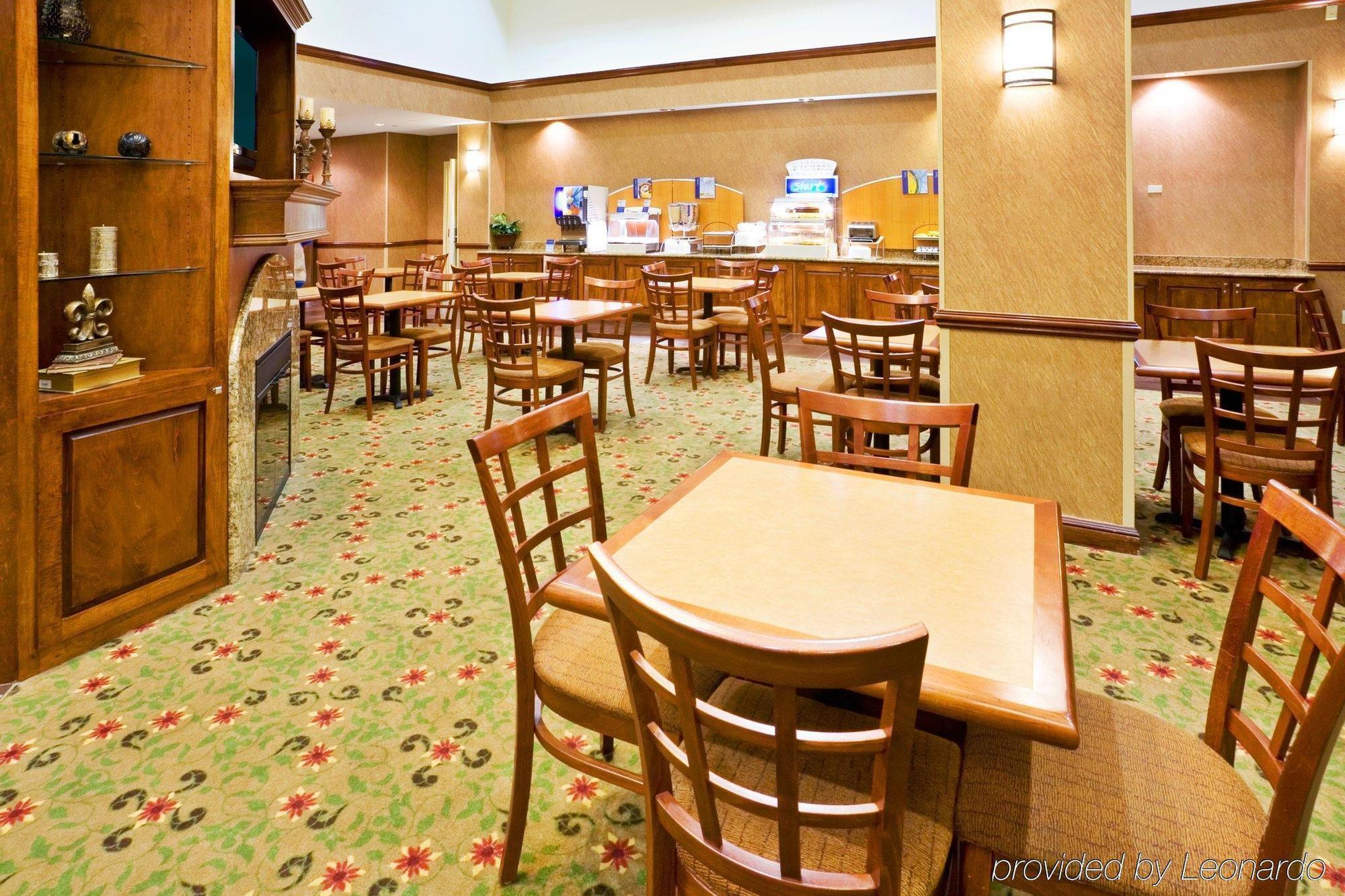 Holiday Inn Express & Suites Irving Conv Ctr - Las Colinas By Ihg Extérieur photo