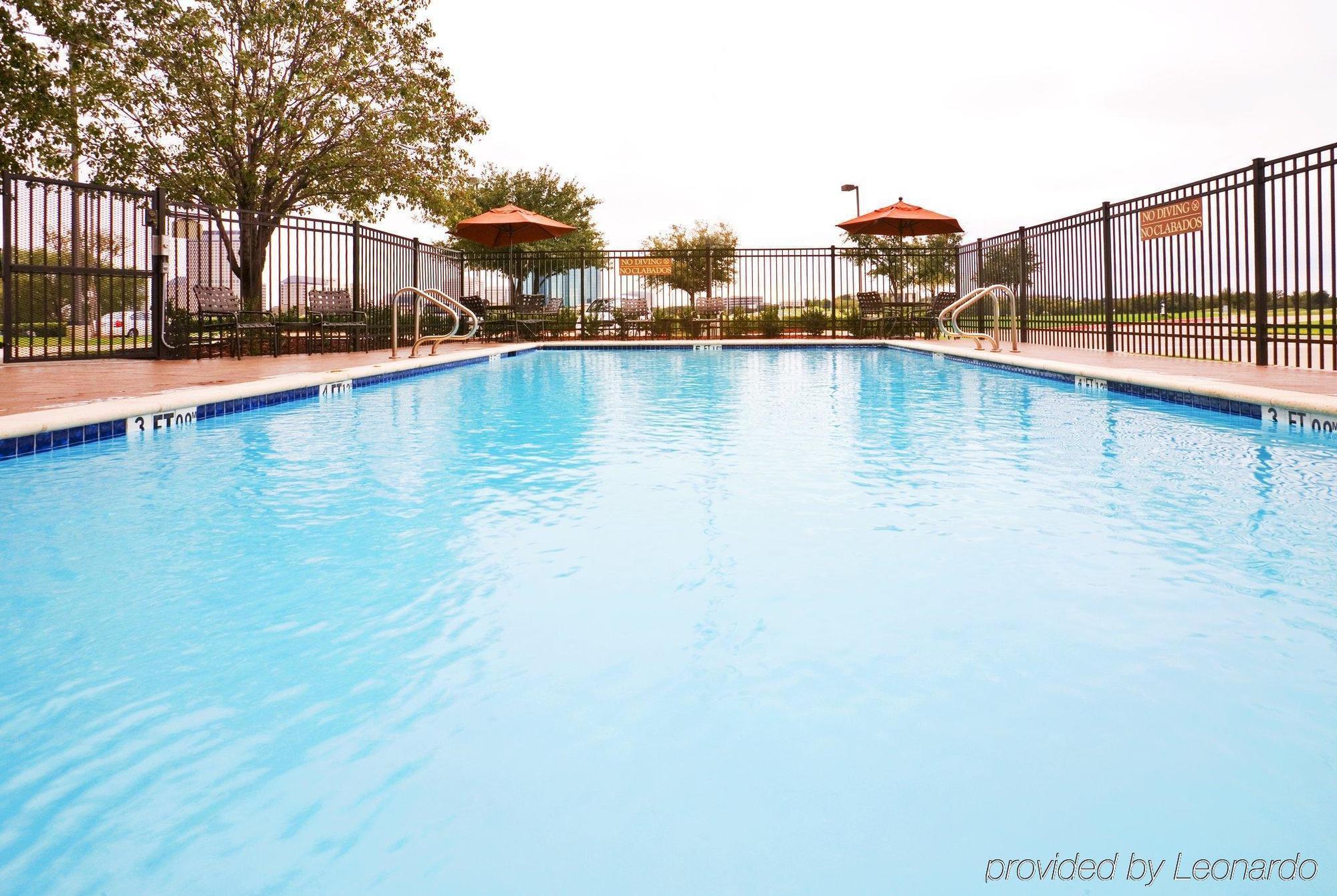 Holiday Inn Express & Suites Irving Conv Ctr - Las Colinas By Ihg Extérieur photo